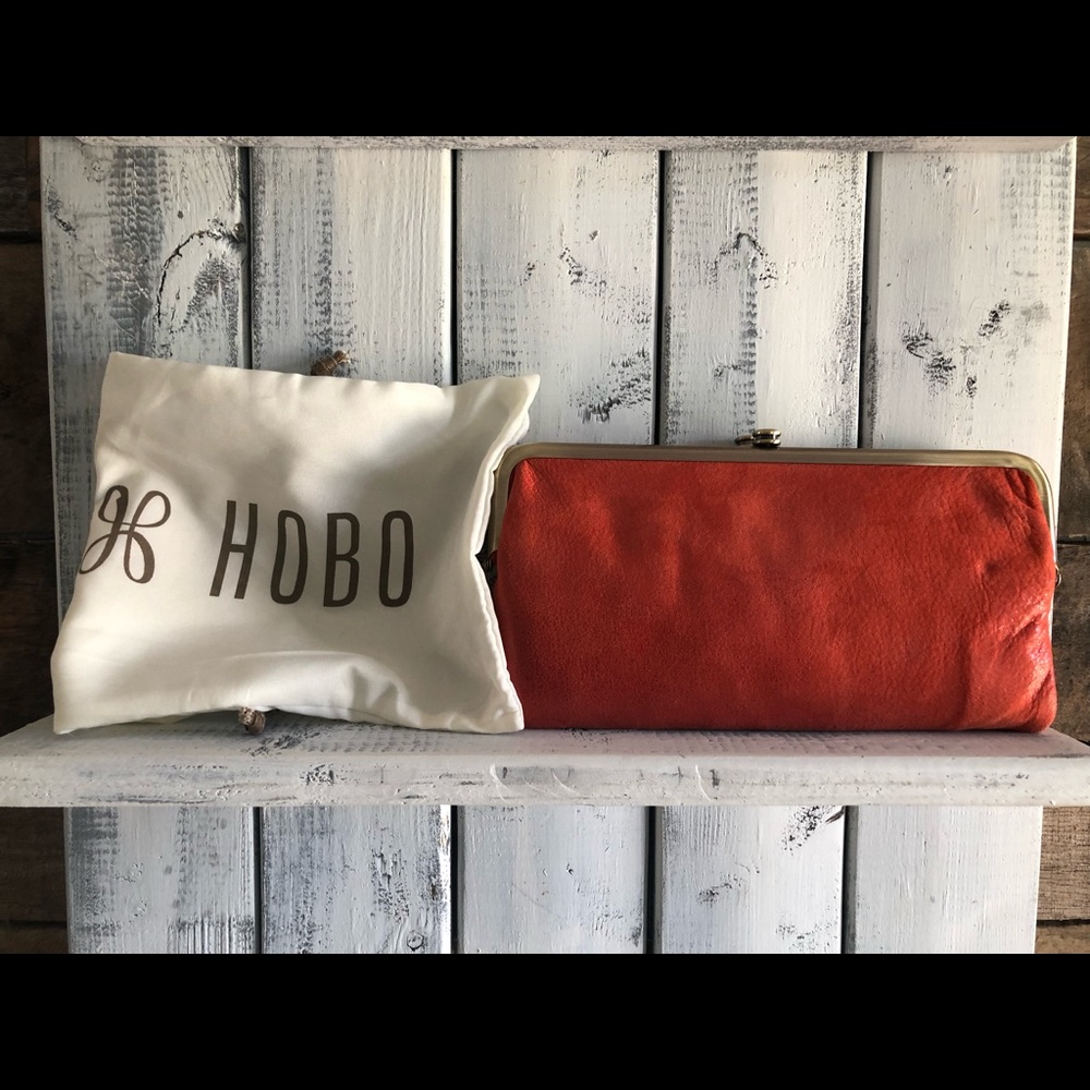 HOBO Lauren wallet in color Lava.